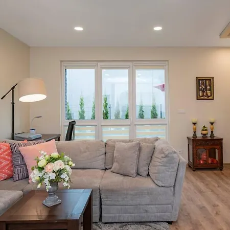 Apartamento Homely Kreves By Polo *